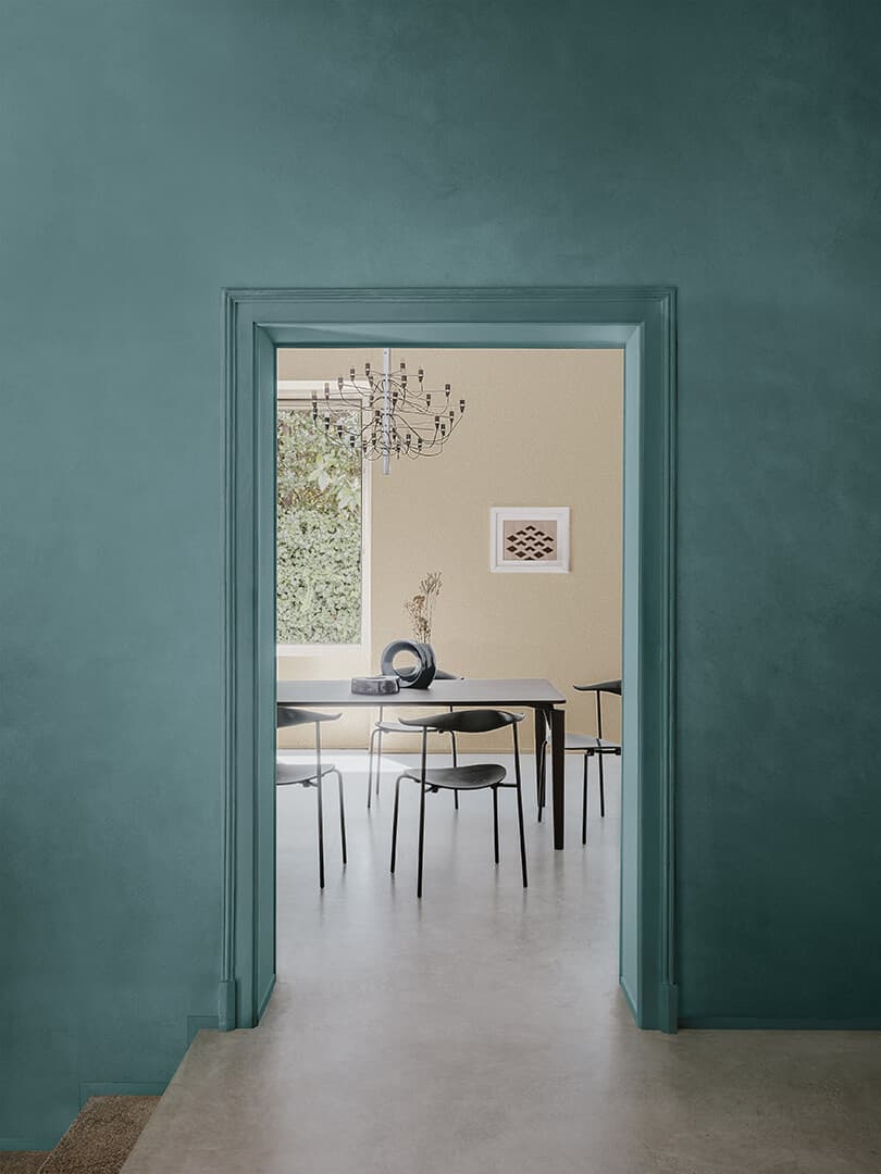 Parete: Patina Living KK 38, Porta: Microresina KK 38, Battiscopa: Invisibile KK 38