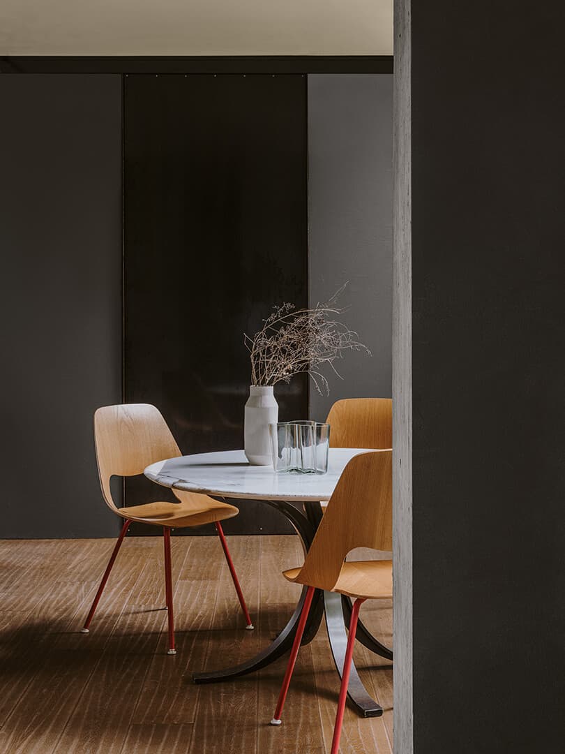 Soffitto: Absolute KK 63, Pareti: Wallcrete Living KK 72