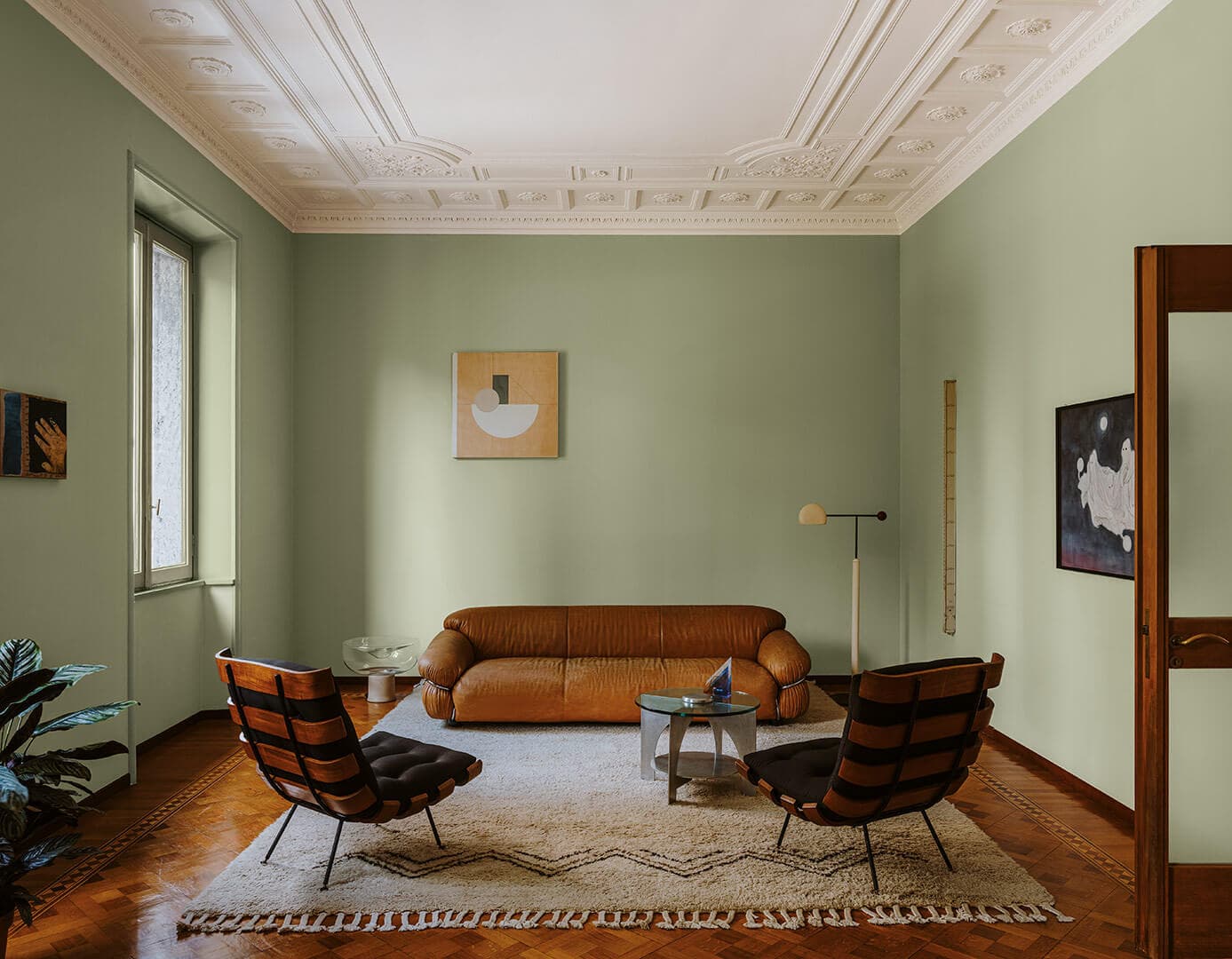 Soffitto: Absolute KK 75, Pareti: Absolute KK 56, Finestre: Microresina KK 53