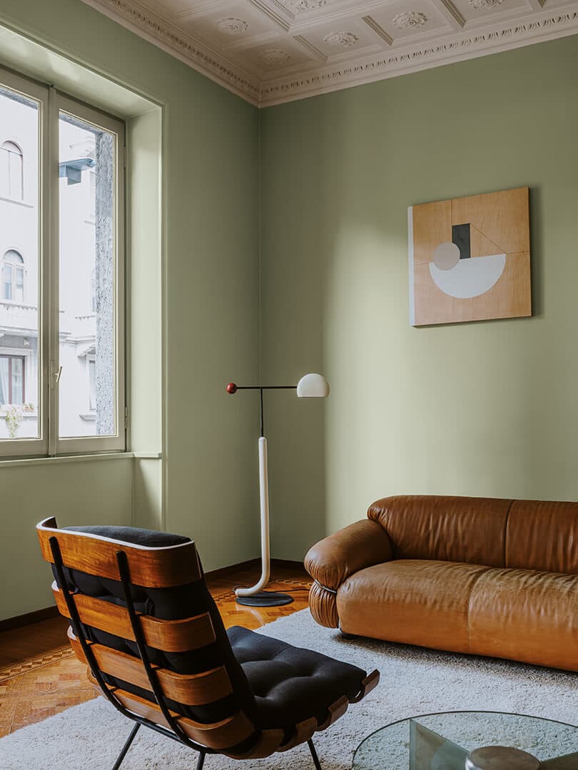 Soffitto: Absolute KK 75, Pareti: Absolute KK 56, Finestre: Microresina KK 53